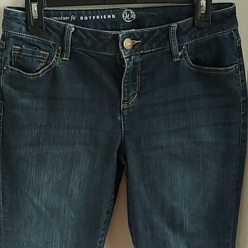 W62 Boyfriend Capris Jeans. Sz P6.